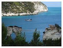 2015-Baia-dei-Faraglioni-Gargano-00.JPG