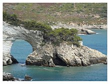 2015-Baia-dei-Faraglioni-Gargano-018.JPG